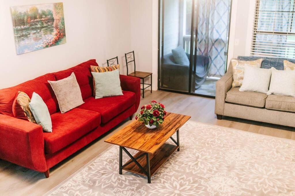 Апартаменты Cozy 3-Bed Athens Getaway, Right Near Uga! Экстерьер фото