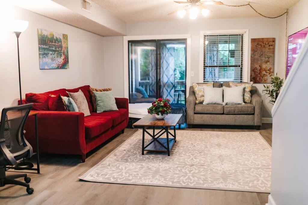 Апартаменты Cozy 3-Bed Athens Getaway, Right Near Uga! Экстерьер фото