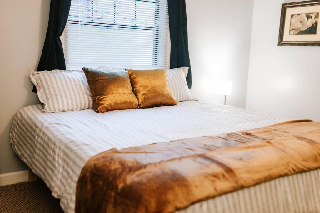 Апартаменты Cozy 3-Bed Athens Getaway, Right Near Uga! Экстерьер фото